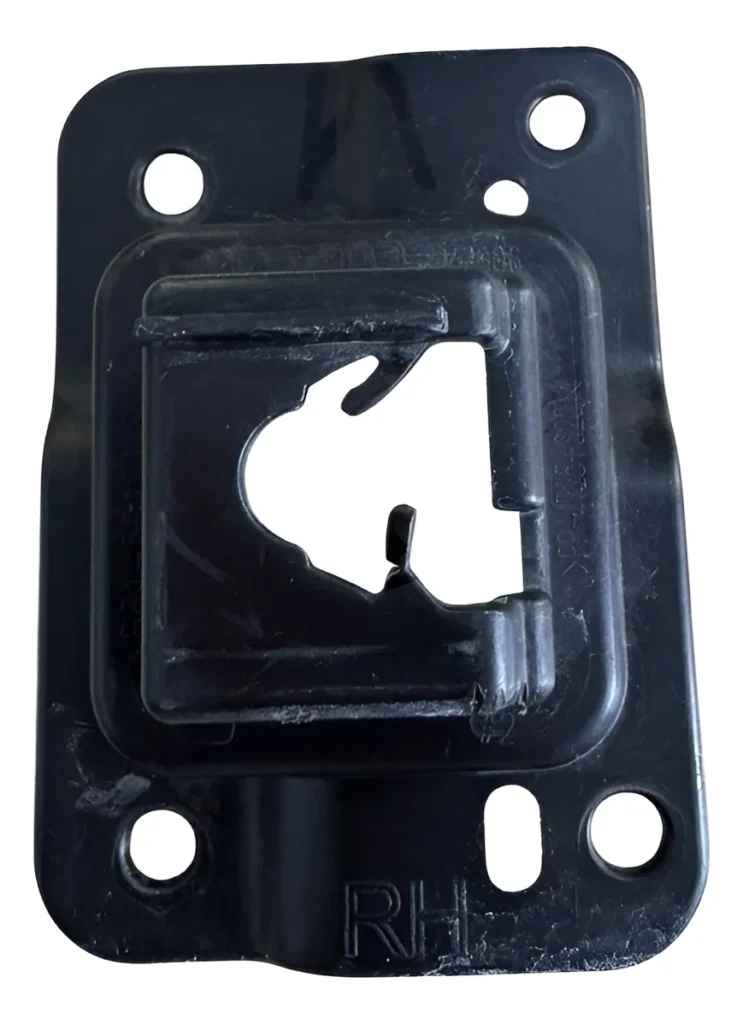 Parrilla Soporte Derecho Mazda Cx-5 2017-2021