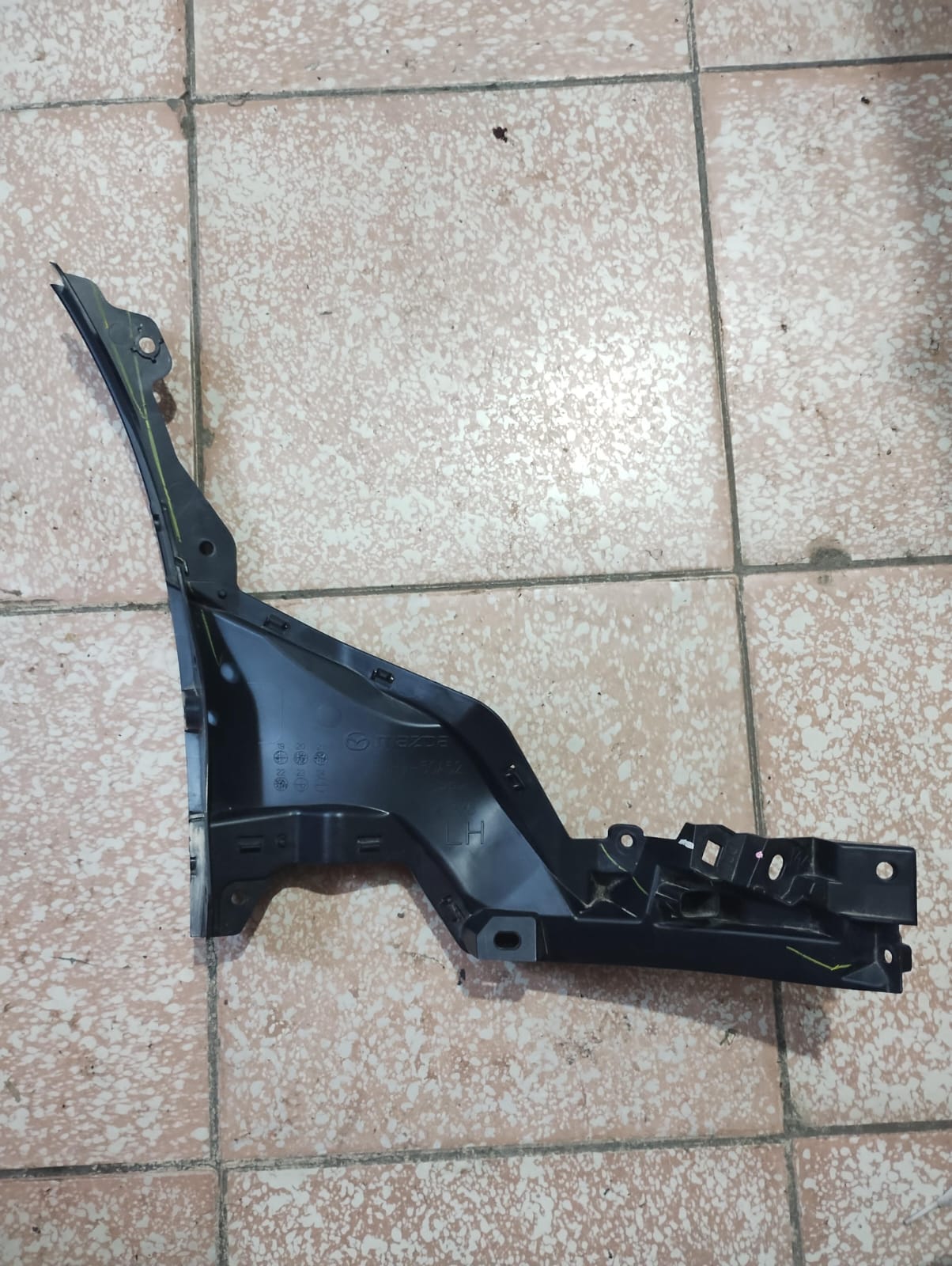 Guia Inferior Delantera Izquierda Mazda Cx-30 Original - Imagen 5